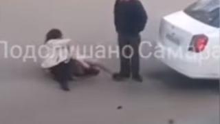Жени се хванаха за косите насред улицата и стана страшно ВИДЕО 