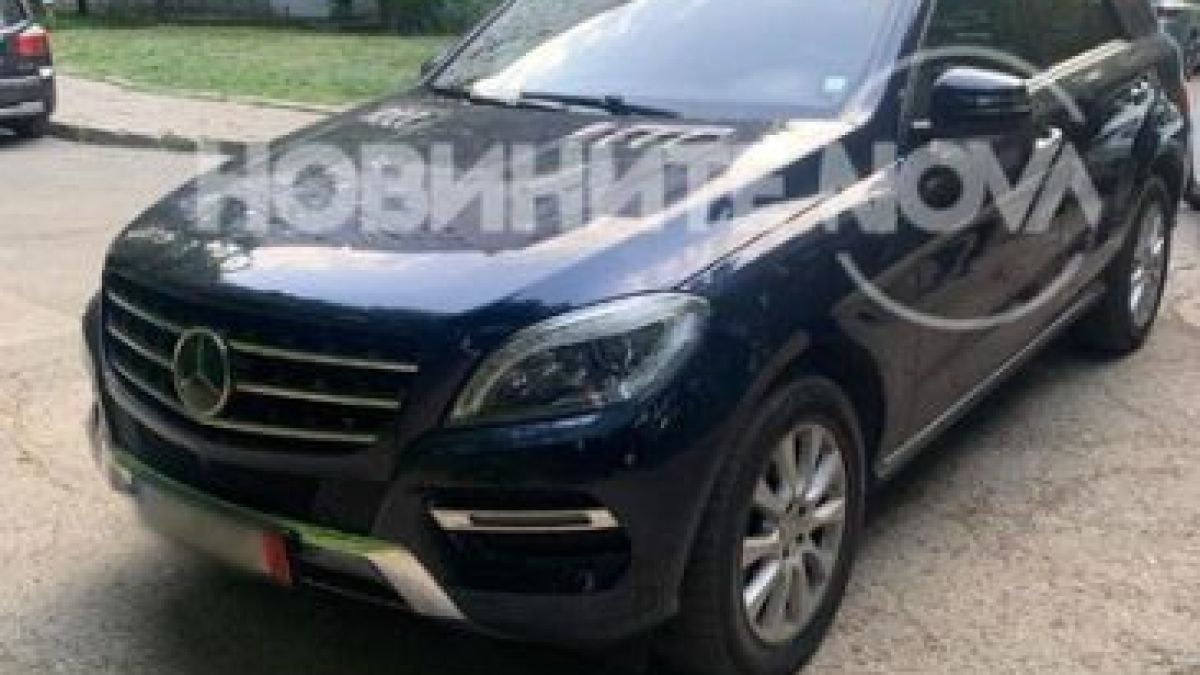 Бесен екшън, гонка, сблъсък с патрулка и арест в София СНИМКИ