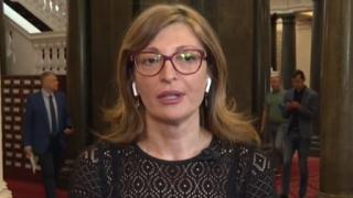 Захариева: Петков е нервен, поел е ангажимент към САЩ за РСМ ВИДЕО