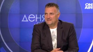 Валентин Николов: Използваме руски газ с надценка, някой обира комисионната