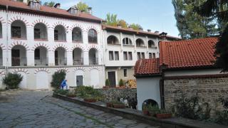 Манастирите скриха шапката на хотелиерите с невиждани цени за нощувка