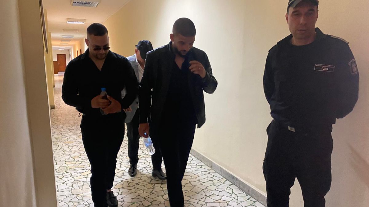 Зетьовете на сливенския бос бат Салим шокираха, ето как се появиха в съда СНИМКИ