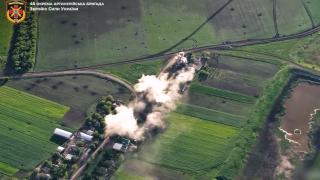 ВИДЕО от войната: Украински артилеристи унищожиха позиции на руснаците 