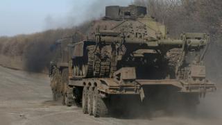Гърция дава на Украйна съветски бронирани машини, в замяна получава от Германия...