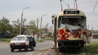 Журналисти на "Ройтерс" под обстрел в Северодонецк ВИДЕО 