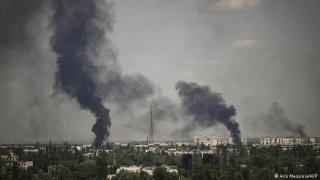 AFP: Украинските войски се изтеглят от Северодонецк, подпалиха уникална църква в Святогорск  ВИДЕО