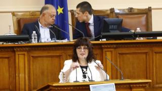 Сербезова с важно решение за 2 столични болници на изпроводяк 