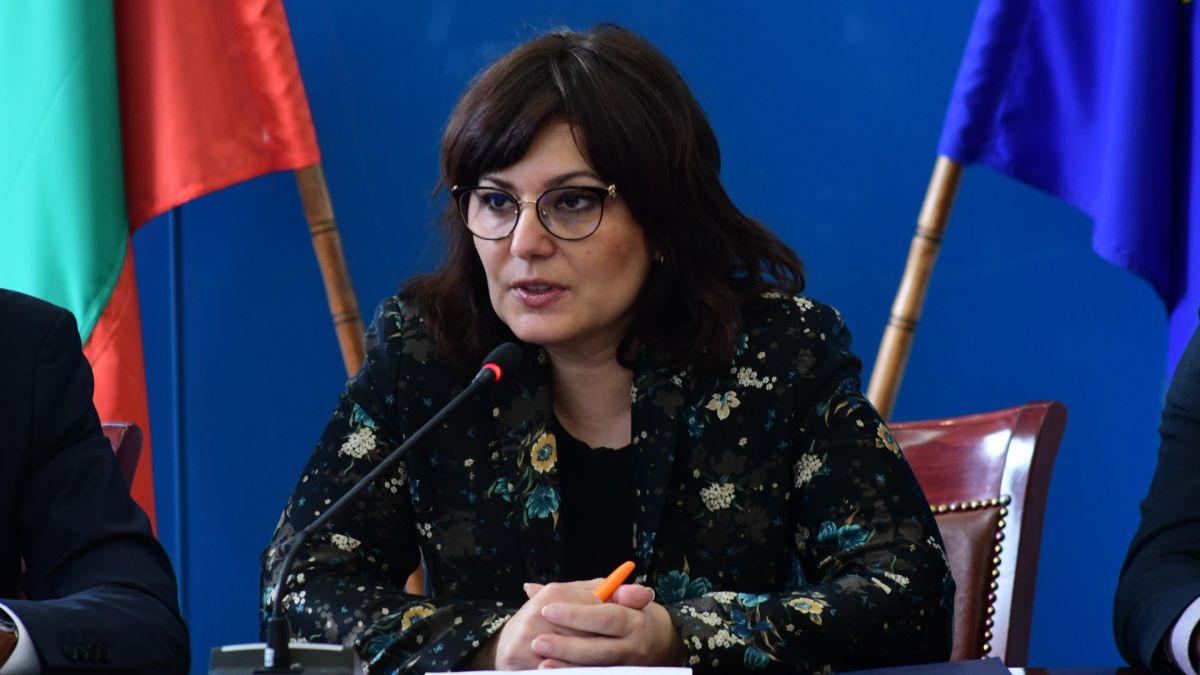 Сербезова с тежки думи след ромския екшън в Самоков 