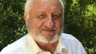Петко Симеонов: От какъв зор решихме да не разрешаваме на Сърбия да има дипломатически контакти с когото си иска?