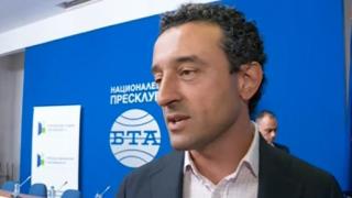 Лорер каза какво се случва с правителството след новината от Слави 