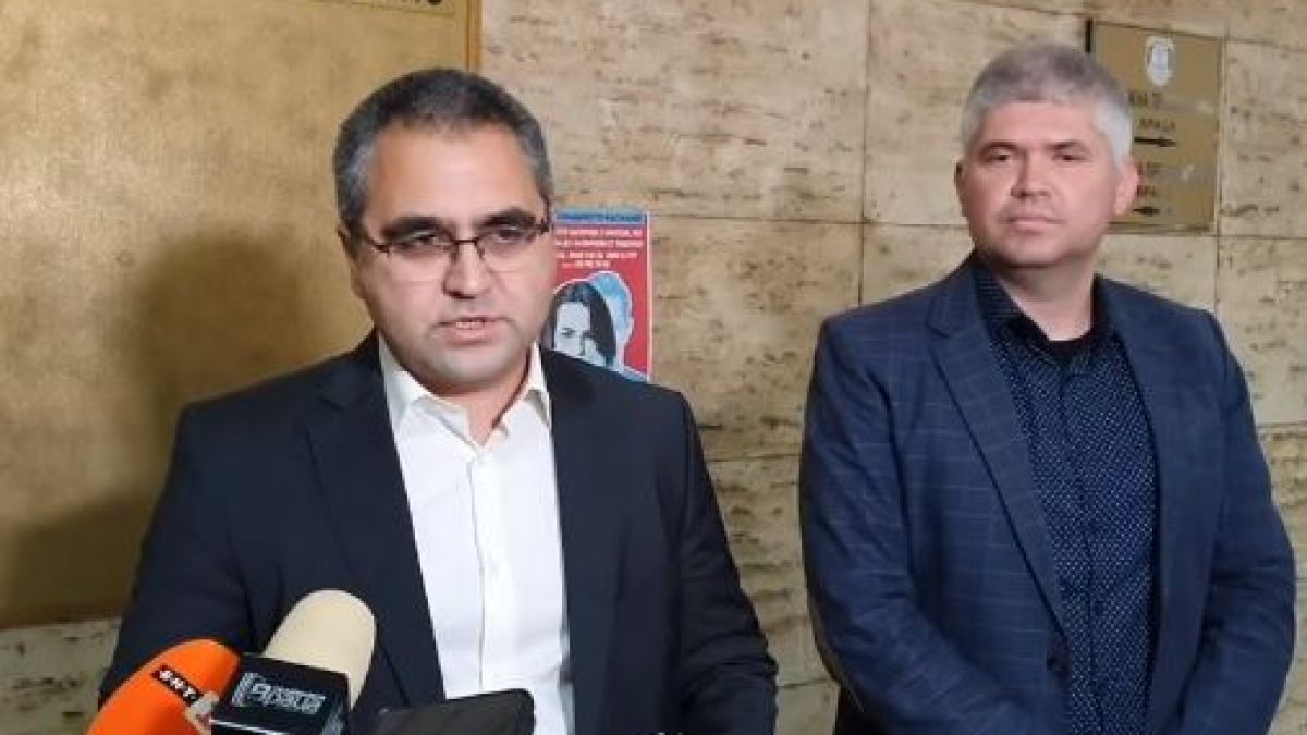 Заловиха изродите, пребилия слепия дядо в Търнак! Отмъкнали му много пари