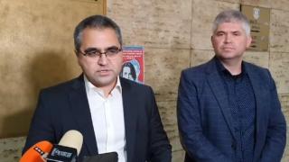 Заловиха изродите, пребилия слепия дядо в Търнак! Отмъкнали му много пари