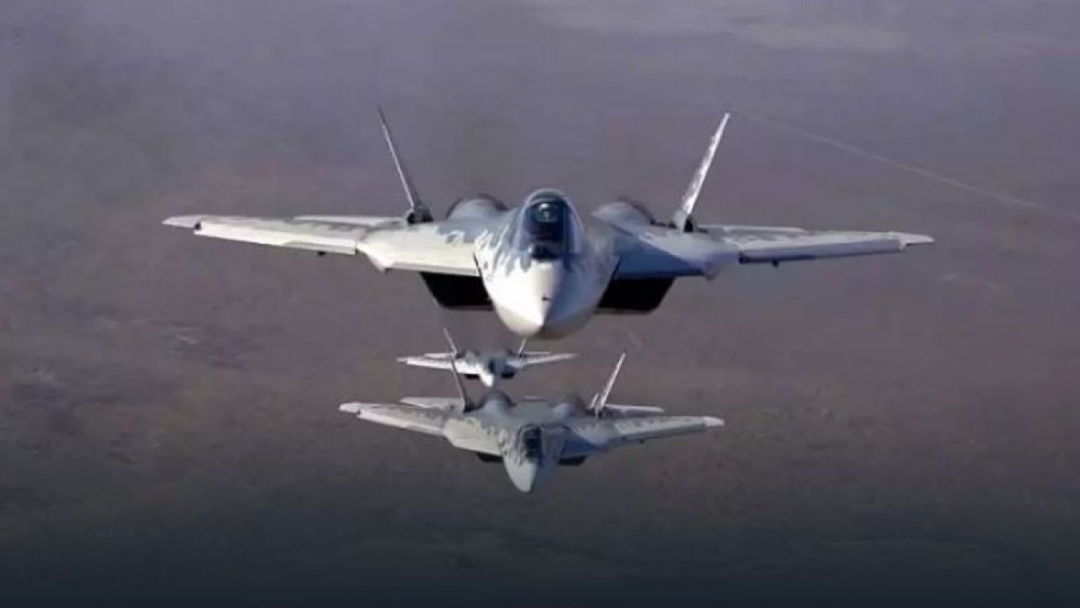 Западни медии: Су-57 започнаха да действат в Украйна на групи