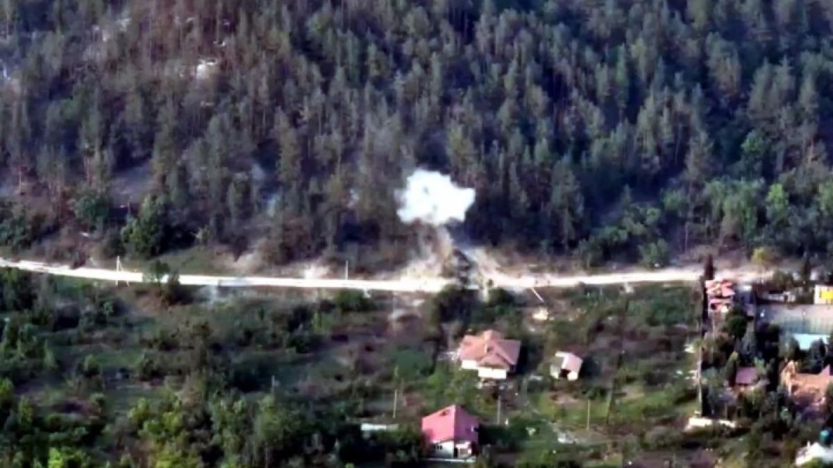 Екшън ВИДЕО от войната: Парашутистите на Николаев унищожиха...