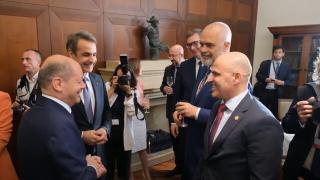 Премиерът на Албания с нова нагла шега за Северна Македония и България ВИДЕО 