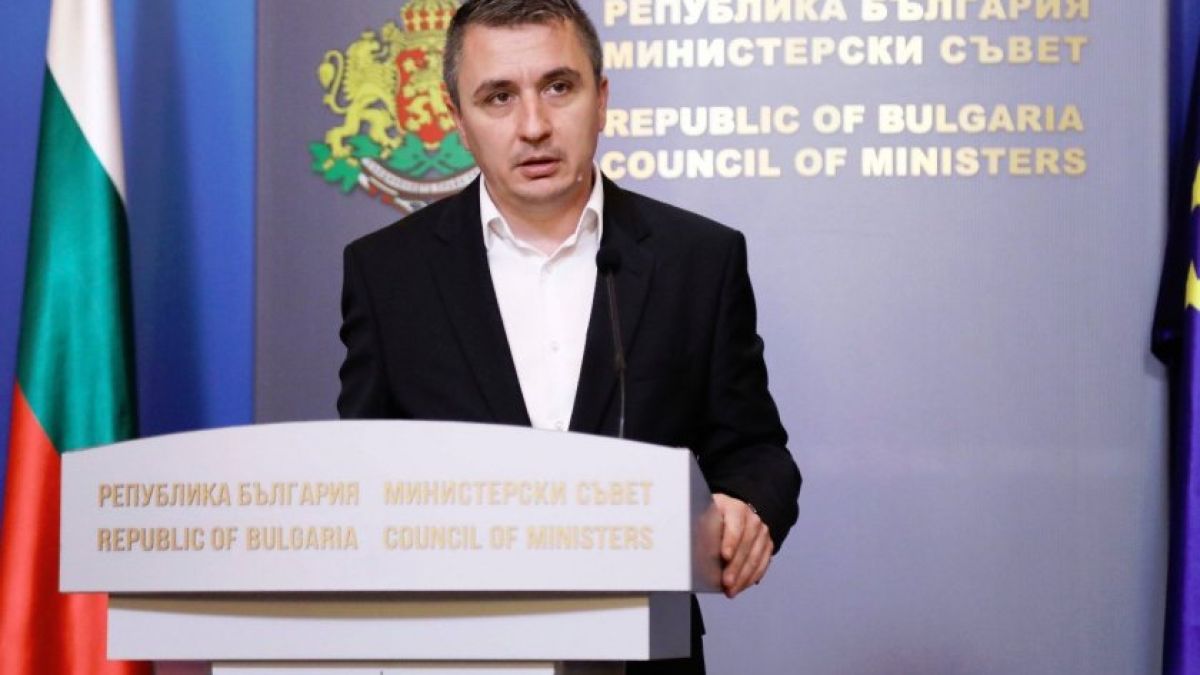 Бомбата е факт! Енергийният министър каза кога хвърля оставка и обясни за "Газпром"