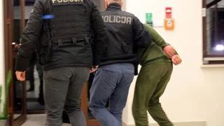 Касапница: Двама украинци заклаха своя сънародничка и наръгаха друга пред децата им в Полша
