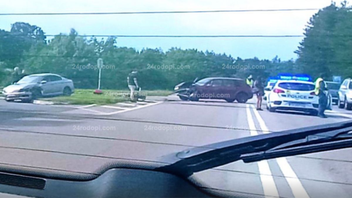 Тежка катастрофа на "разклона на сблъсъците" край Черноочене СНИМКИ 