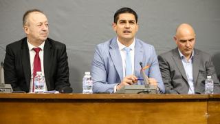 Андролова: За първи път чувам овцата да сваля доверието си от фермера