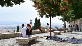 В Испания е ад! Хора и животни се крият в...