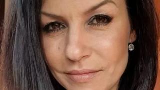 Общинарка от Приморско катастрофира на пътя за Созопол с джипа си "БМВ Х5"
