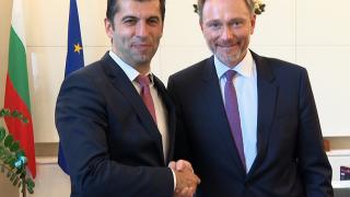 Ето какво си каза Петков с германския финансов министър