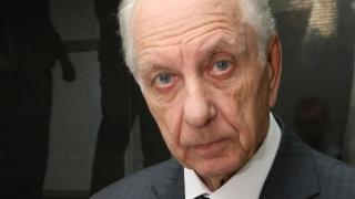 Известен руски генерал разузнавач открит прострелян в дома му 