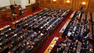 Социолог вещае мрачно бъдеще пред България и политически прецедент до дни