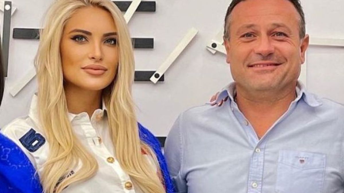 Ето с какво Рачков изненада Анита за 23-ия й рожден ден СНИМКИ