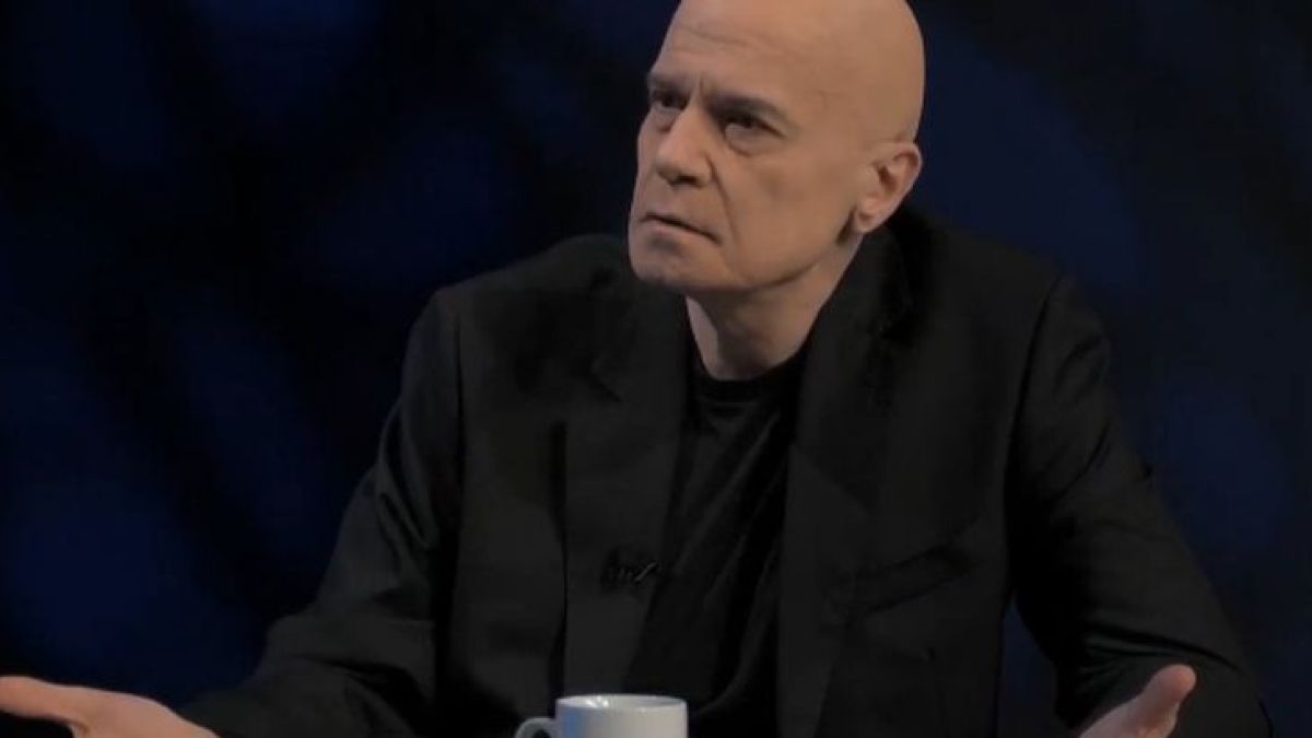 Колтуклиева: Слави навреме напусна потъващия кораб, спечели си...
