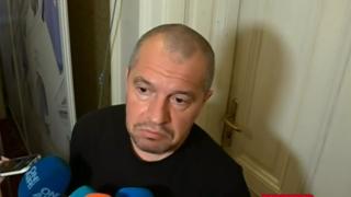 Линчуваният Тошко Йорданов хвърли бомба за Петков: Днес в НС се счупи да пише SMS-и на... 