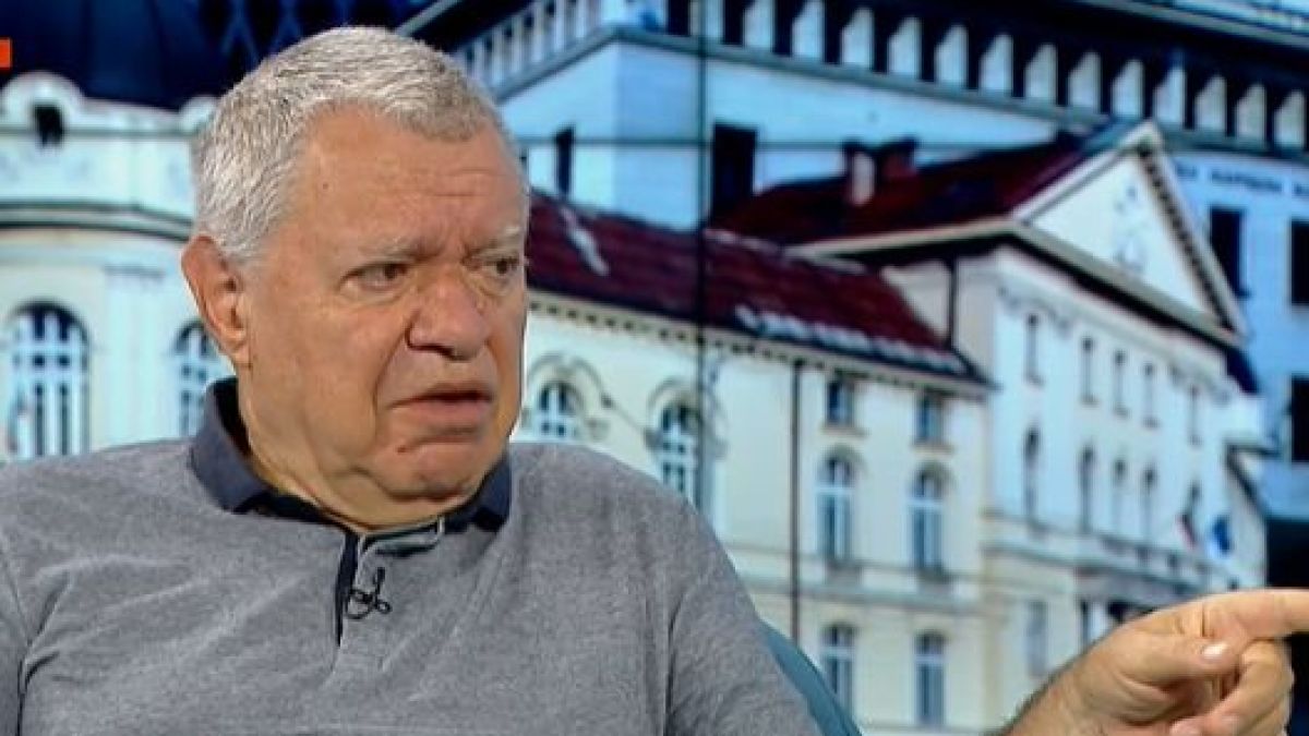 Проф. Константинов посочи три варианта за предсрочни избори, най-скорошната дата е на...
