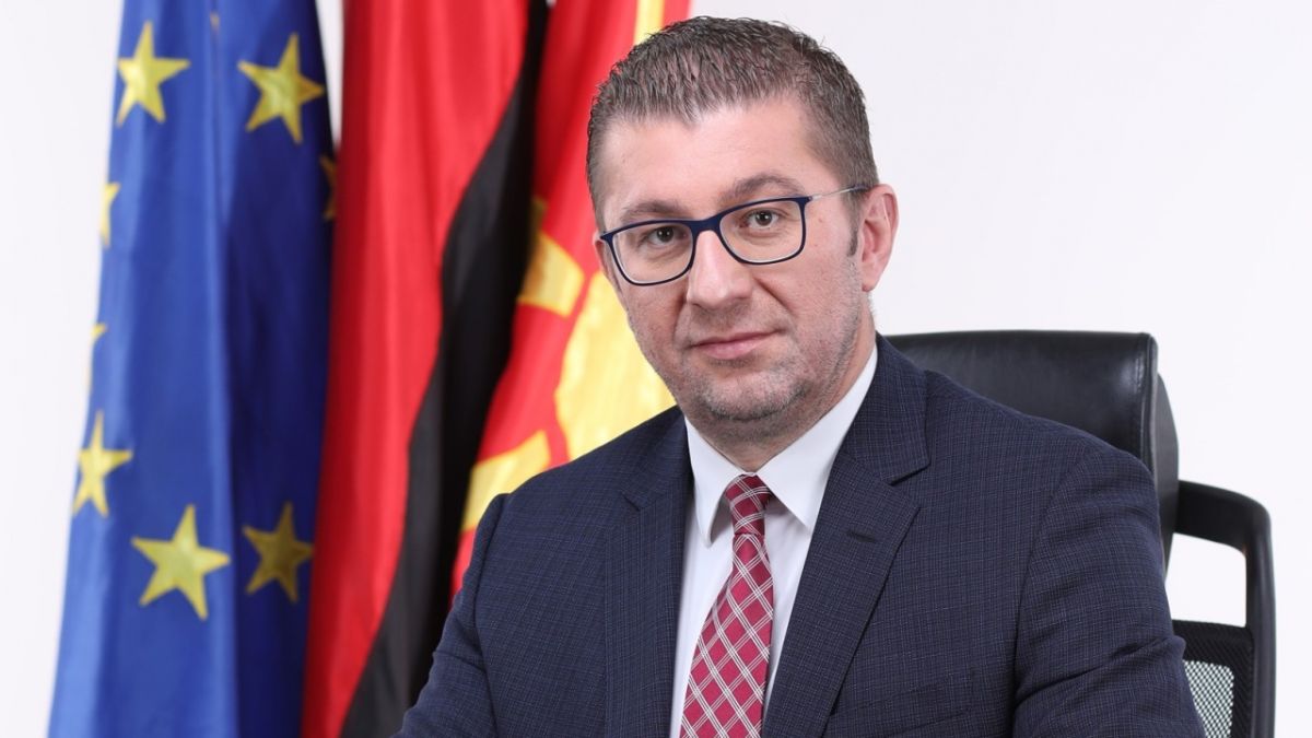 Мицкоски: Ако Радев казва това, значи трябва да отхвърлим френската оферта