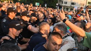 Около парламента днес ще е страшно!