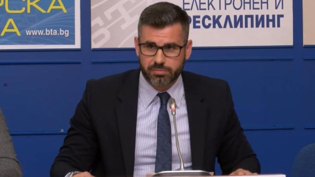 Кузман Илиев разтърси нета с думи за Македония, България и "зловещия болшевик Сталин"