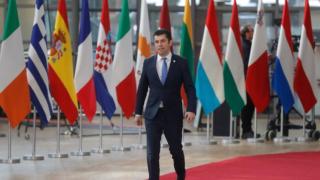 Петков официално прехвърли топката за РСМ в ръцете на парламента