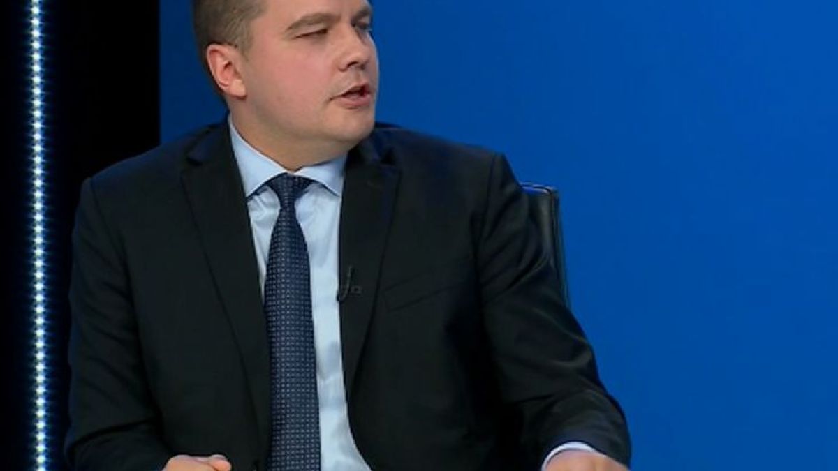 Балабанов се счепка с човек на Петков в ефир, обиди премиера на...