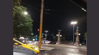Първо в БЛИЦ! Адско меле на "Орлов мост" в София СНИМКИ