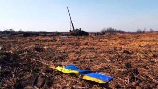 Репортер на CBC News отиде на фронта и описа неволите и драмите във ВСУ