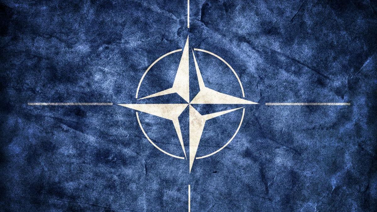 Украйна обяви официално, че се отказва от влизане в НАТО и обясни защо