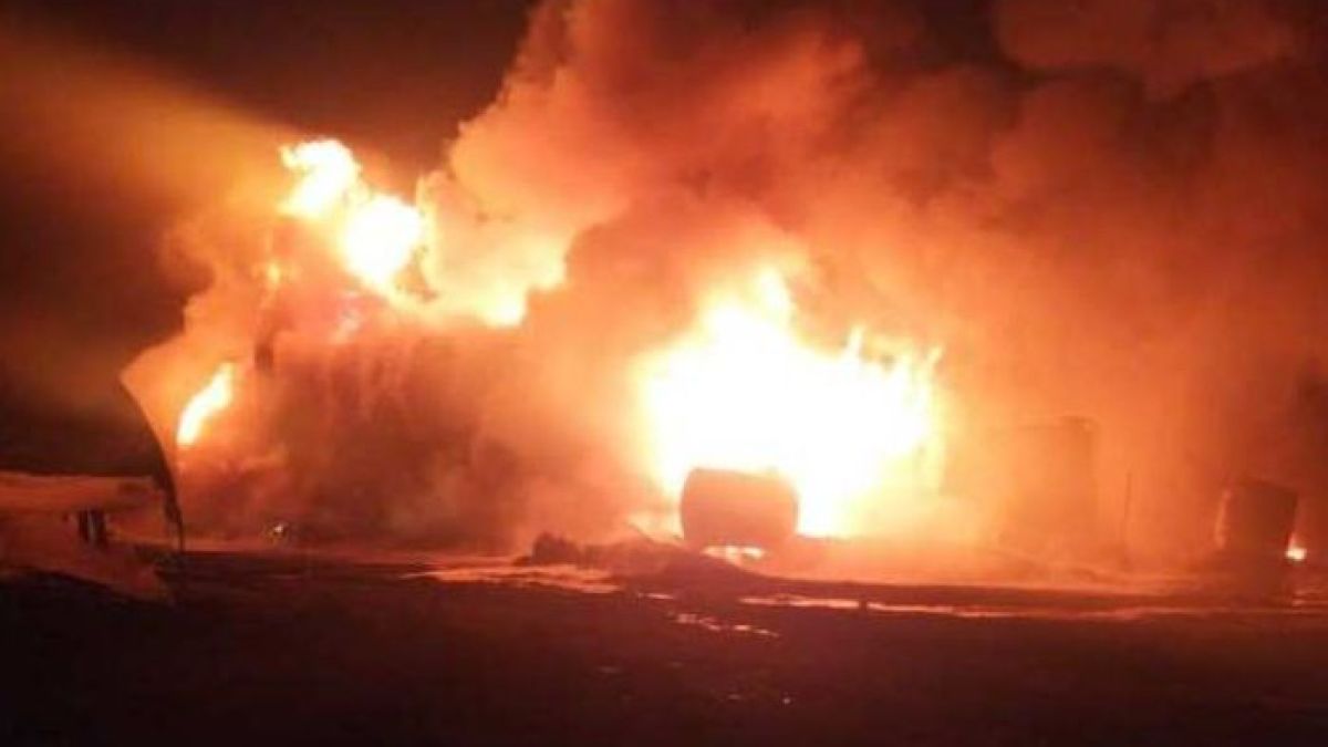 Небето почерня над Киев, Кличко съобщи за взривове и нова ракетна атака