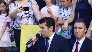 Човек на Петков: Опитахме да огреем навсякъде, но...