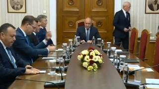 Карадайъ отиде при президента, каза може ли да има нов кабинет в това НС БЛИЦ TV