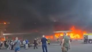Зеленски: Атаката в Кременчуг е безсрамен терористичен акт ВИДЕО
