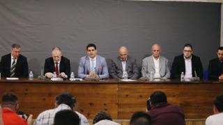 Отцепилите се от ИТН депутати биха разговаряли с ПП за нова коалиция