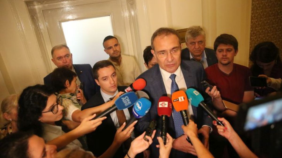 Борислав Гуцанов, БСП: За нас е важно да има наистина консултации, а не да се бърза към служебен кабинет