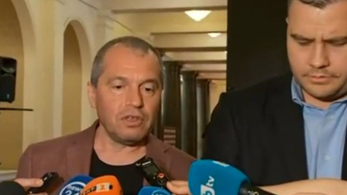 Тошко Йорданов срази Петков след мълниеносното решение на БСП