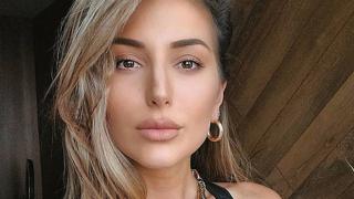 Алекс Богданска се появи с прозрачна рокля и без бельо СНИМКИ 18+