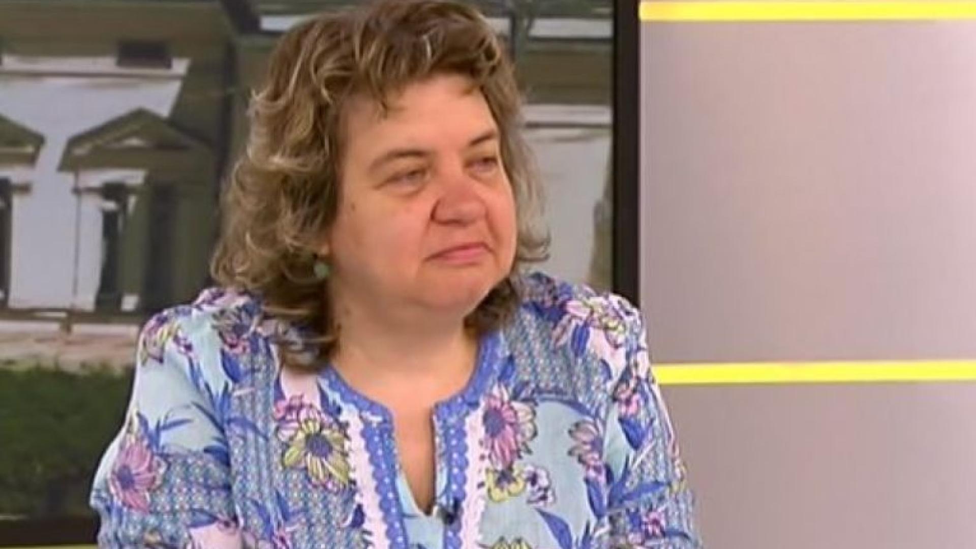 Доц. Киселова посочи три дати за предсрочни избори