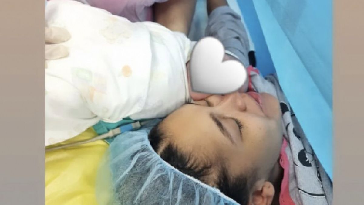 Гореща синоптичка от Нова тв показа за първи път бебето си СНИМКИ